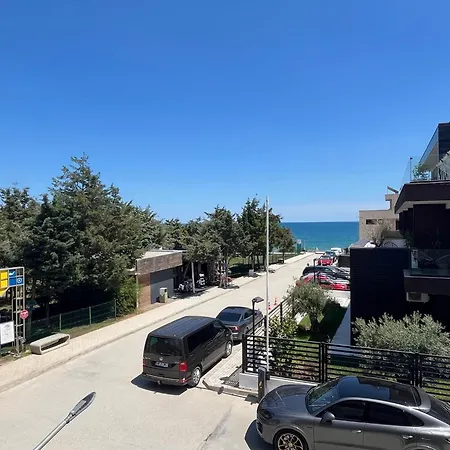 Vela 게스트하우스 4*