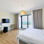 Vela